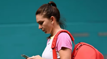 “A Tale of Comebacks and Tragedy: Simona Halep’s Return and Aryna Sabalenka’s Resolve in Miami”